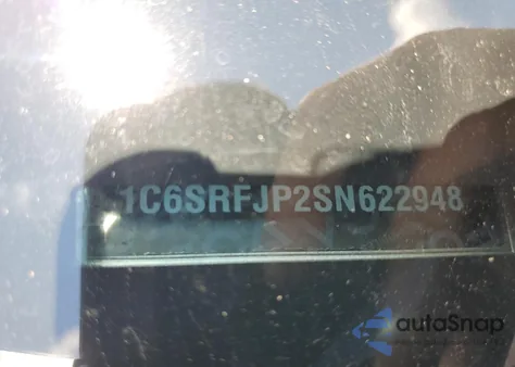 2025 Ram 1500 Laramie из США, поврежденный, VIN 1C6SRFJP2SN622948